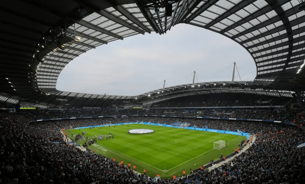 每体：巴萨考虑出售卡萨多并标价3000万欧，切尔西对他感兴趣（每体：巴萨拟以3000万欧出售卡萨多，切尔西有意引进）