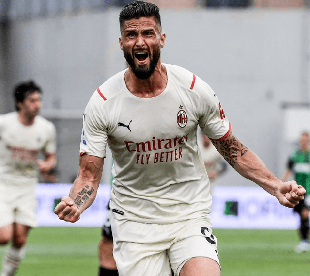 美记：独行侠交易戴维斯并非板上钉钉，他们不着急聘请总经理（美媒称：独行侠与戴维斯的交易尚未敲定，球队暂不急于聘任总经理）