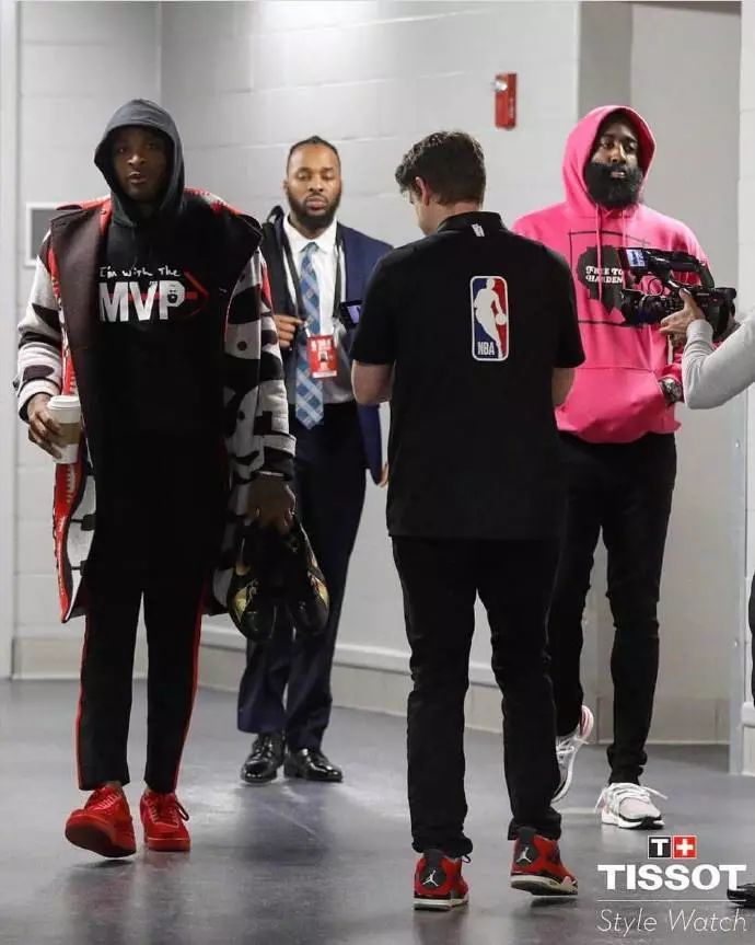 冷知识：上次詹姆斯得分未上双，现主帅雷迪克还是一年级菜鸟（冷门小知识：詹姆斯上次得分未破两位数时，雷迪克还只是NBA一年级新秀）