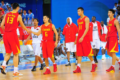 费内巴切门将利瓦科维奇自租借加盟赫罗纳以来，还没...（租借转投赫罗纳后，费内巴切门将利瓦科维奇至今仍未…）