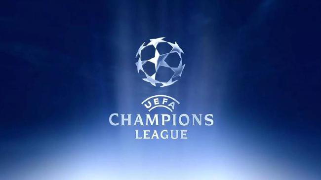 芒特：有一次赖斯躲在床底想要吓我，但他不小心露出了马脚（芒特回忆：赖斯曾躲床底想吓我，却不慎露馅）