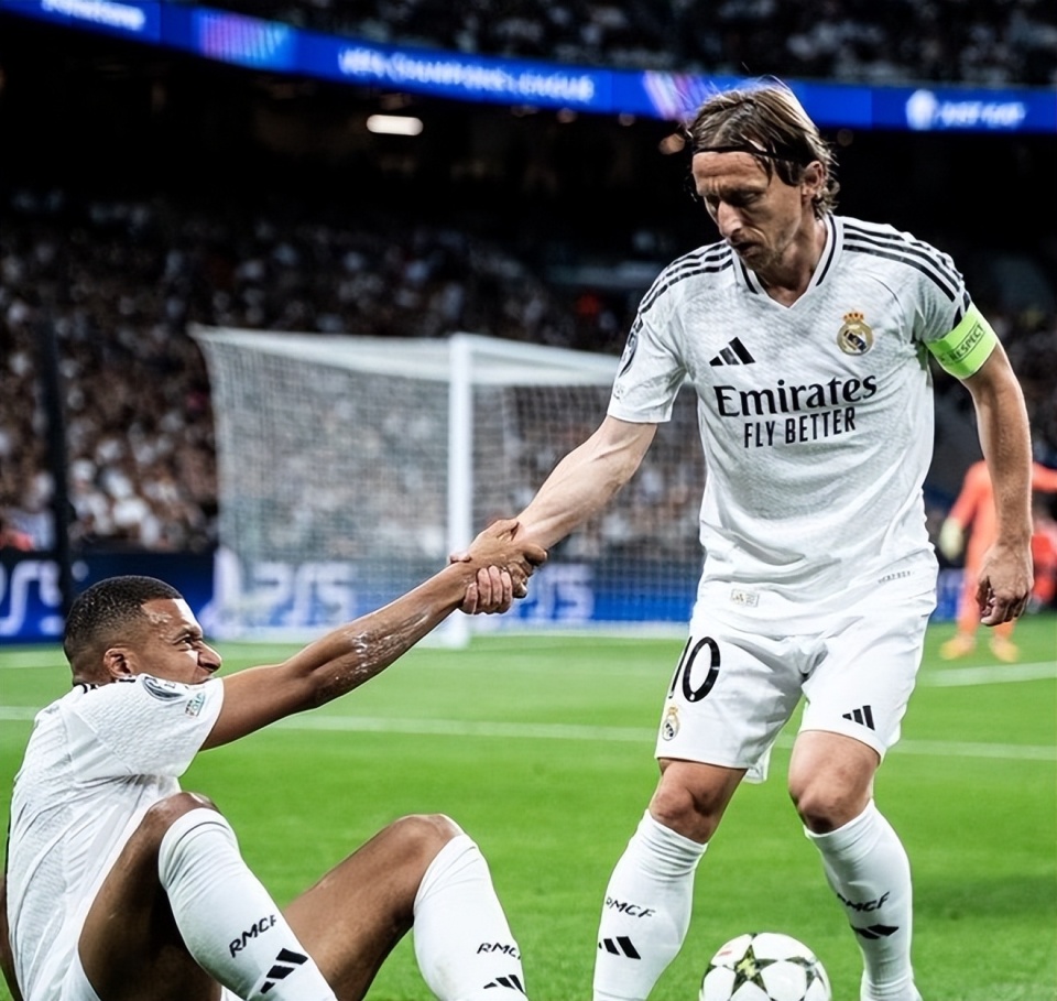 意大利杯尤文图斯对阵乌迪内斯是否要为意大利杯做出抉择？比分预测（意大利杯焦点战：尤文图斯 vs 乌迪内斯，如何取舍？比分预测）