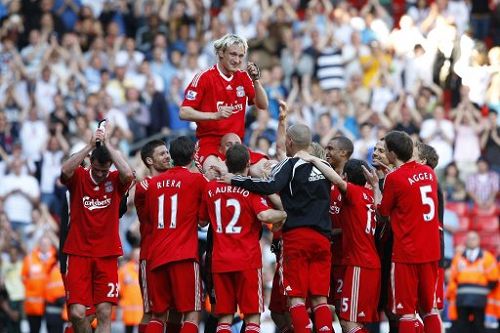 张镇麟精准三分，点燃比赛激情（张镇麟三分稳准狠，瞬间点燃赛场）