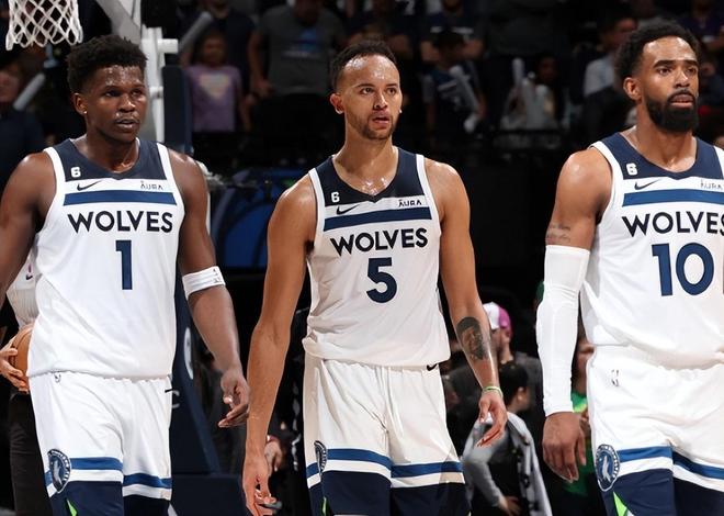 阿坎吉：踢利物浦不会让我有额外动力，但我高兴再次面对他们（阿坎吉：对阵利物浦并无额外动力，但再次交手让我开心）